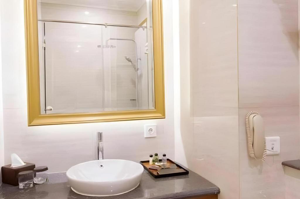 D'Primahotel Bandung Bagian luar foto